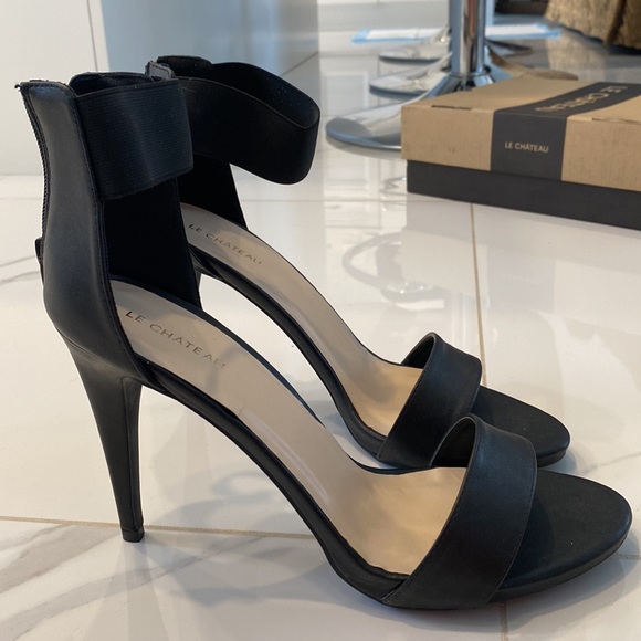 Le château heals brand new with tags - Picture 3 of 7